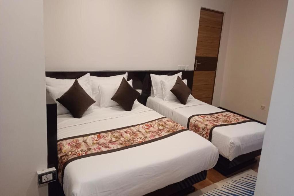 Hotel Ninamma 강토크 외부 사진