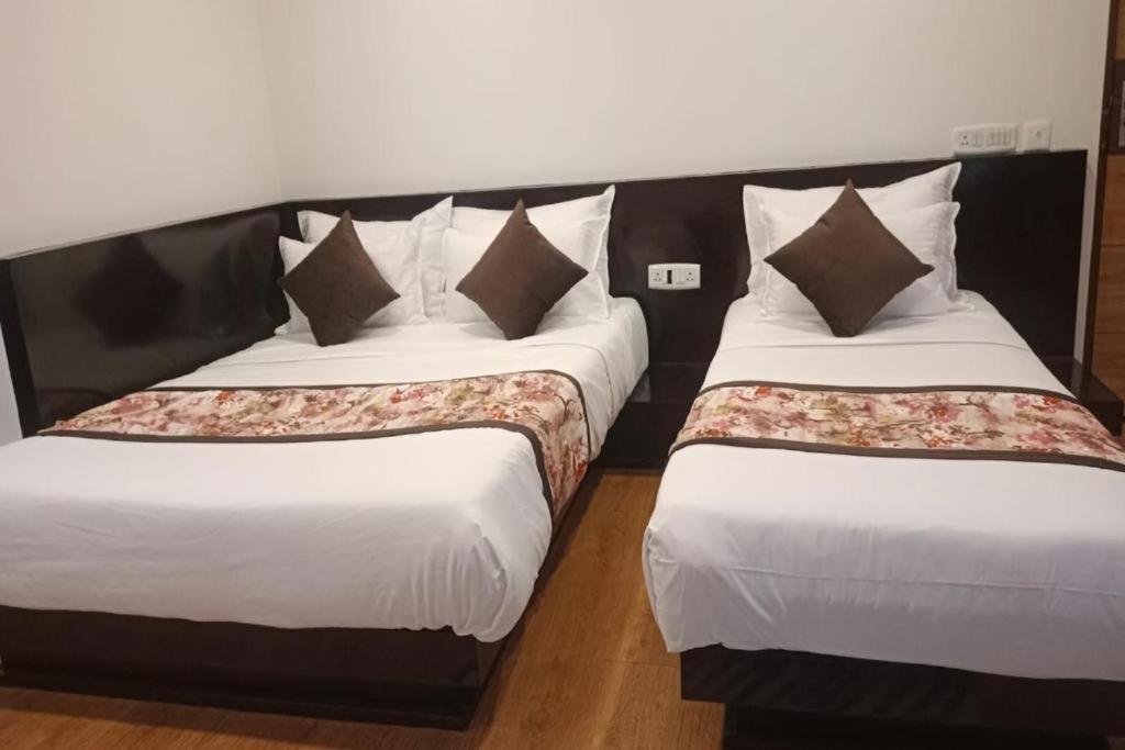 Hotel Ninamma 강토크 외부 사진