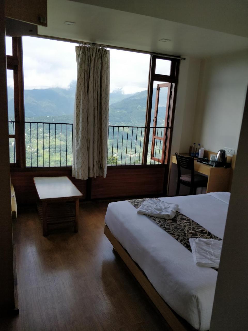 Hotel Ninamma 강토크 외부 사진